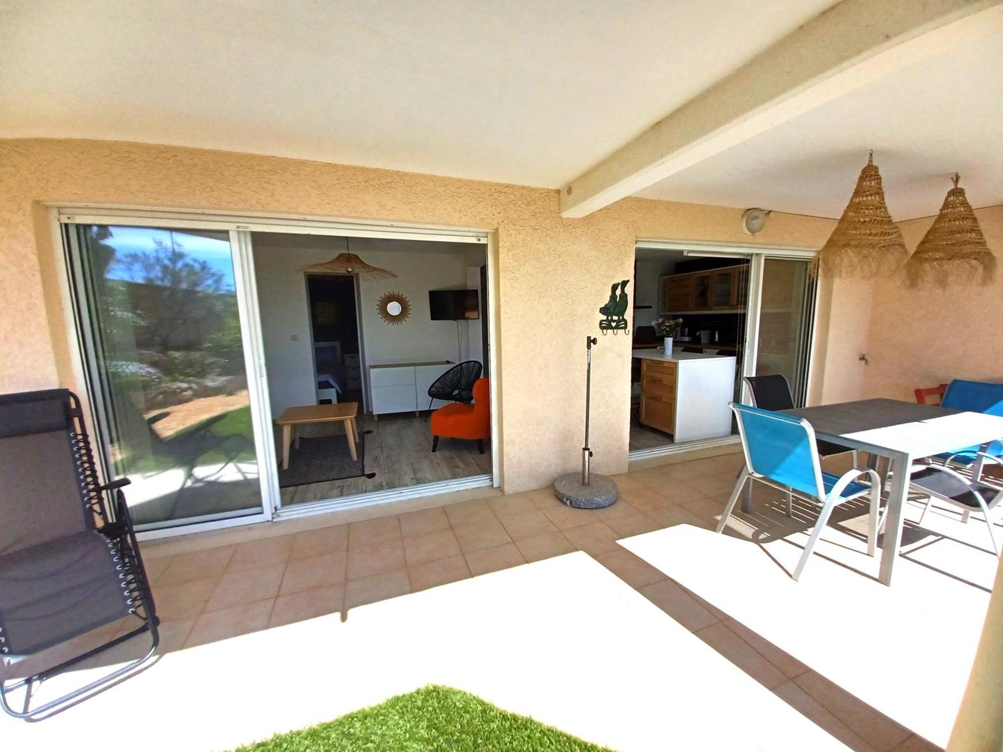 Plain-Pied Jardin 6 Personnes Clim Vue Mer Parking Wifi Terrasse Piscine Dans La Residence Saint-Pierre-la-Mer  Экстерьер фото